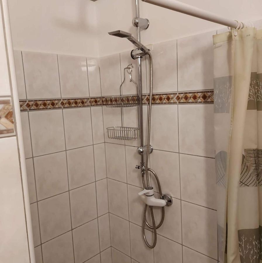 Rege apartman 2 Alsóörs Exterior foto